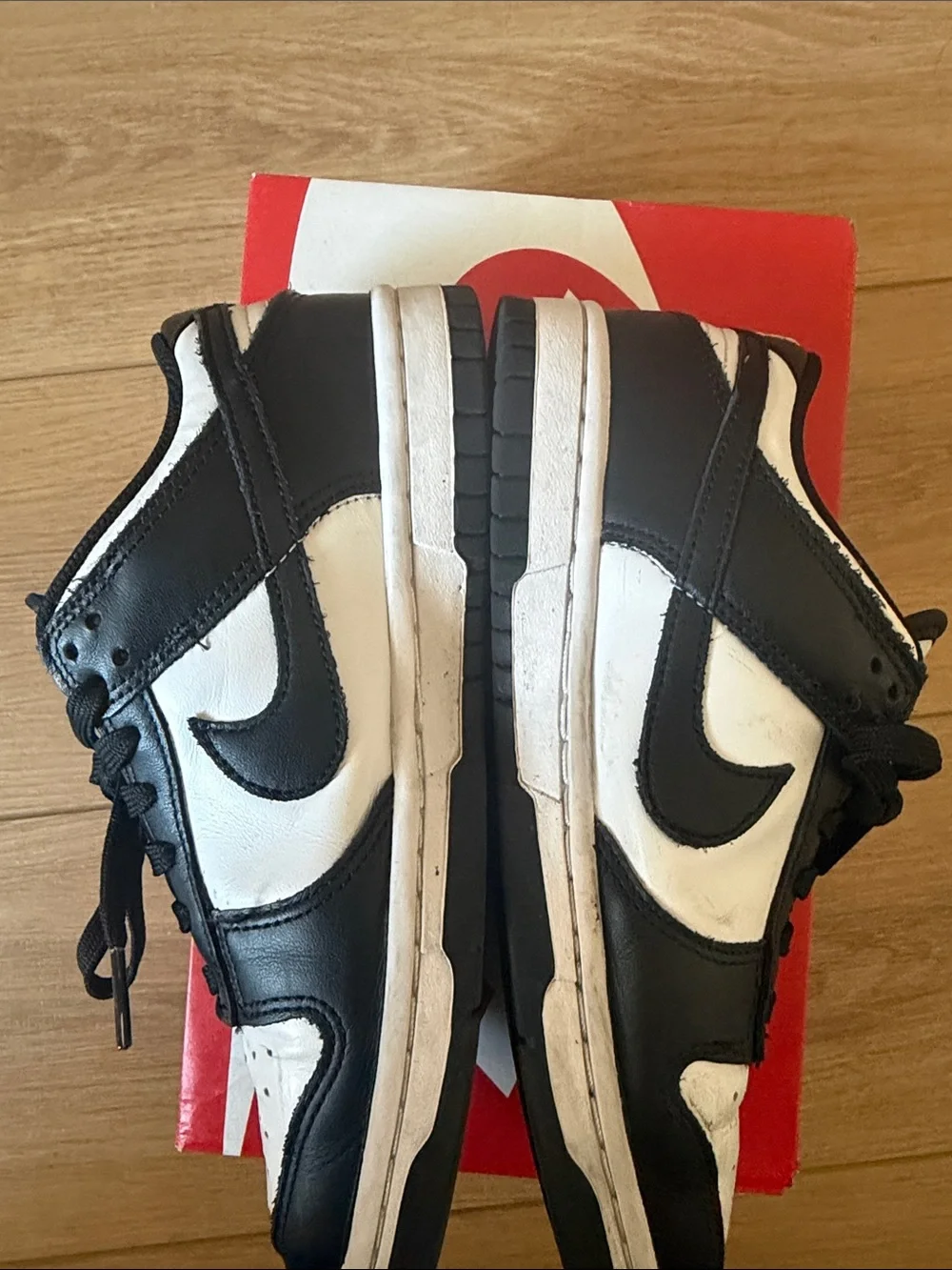 Nike low top